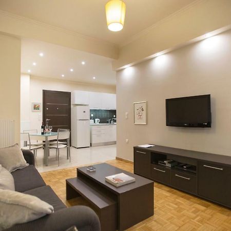 Apartment At Koukaki, 150M From The Metro Атина Екстериор снимка